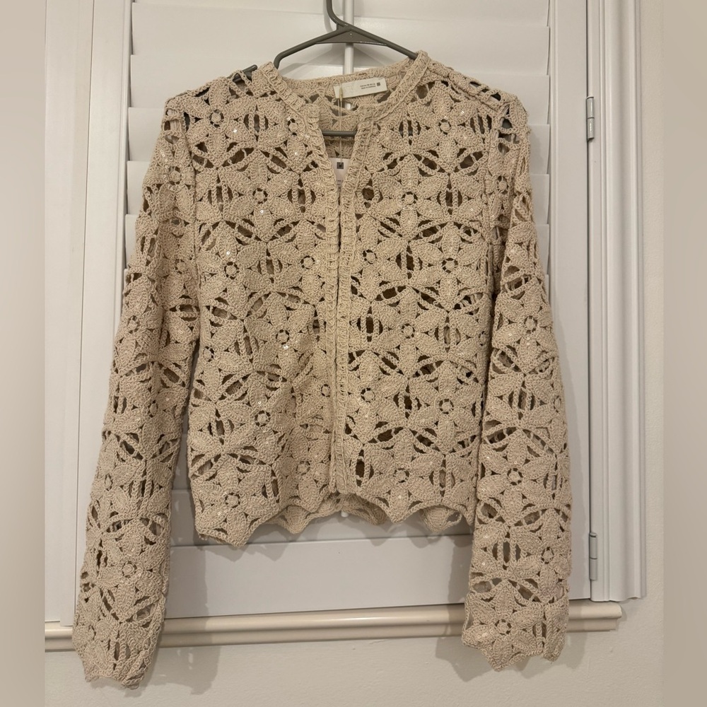 Zara Crochet Flower Appliqué Top